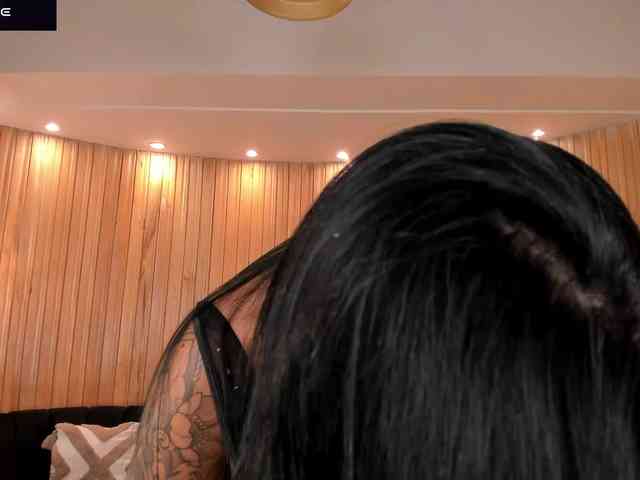 CaitlynBell webcam