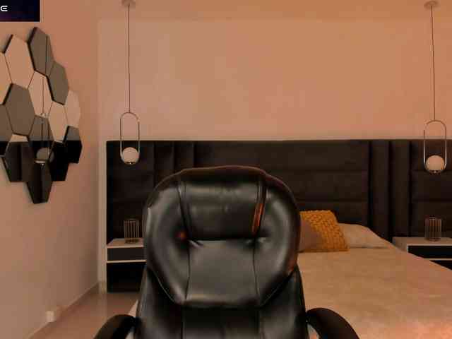 CaitlynBell webcam