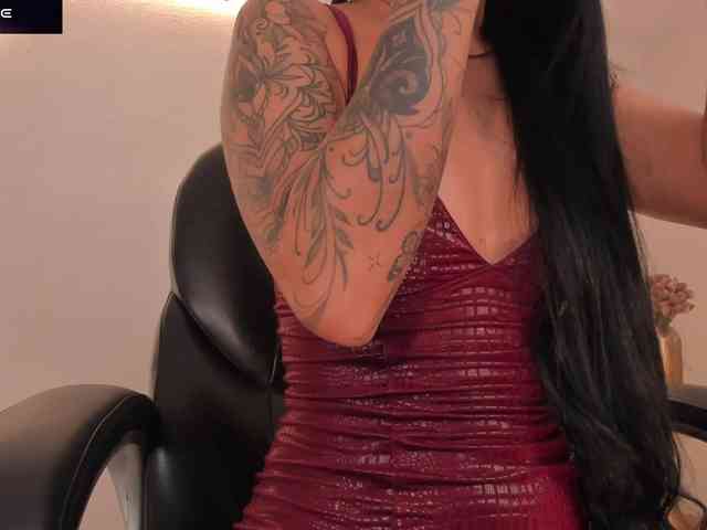 CaitlynBell Sex Cam Show
