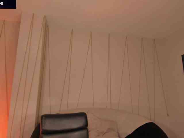 CaitlynBell webcam