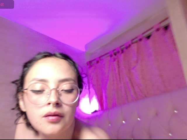 ManuMeow live cam on BongaCams