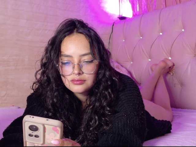 ManuMeow live cam on BongaCams