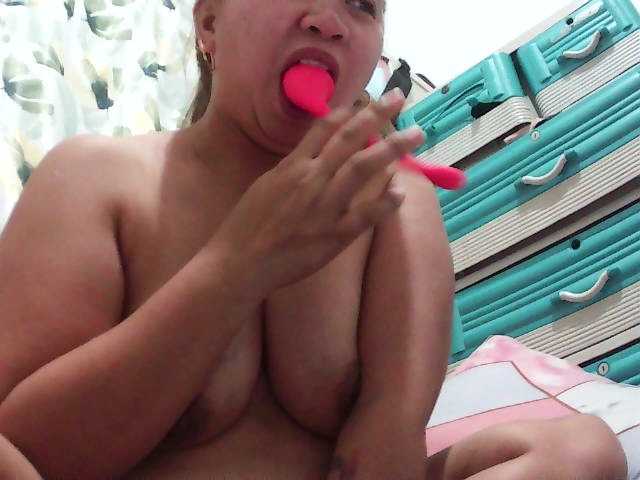 clit4you live cam on BongaCams