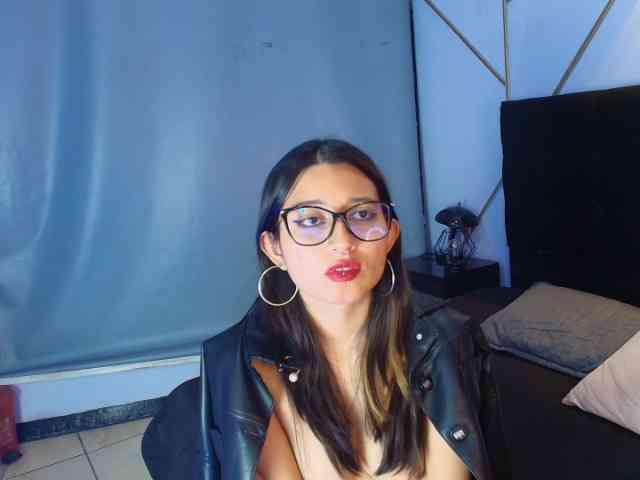AriaLilith webcam