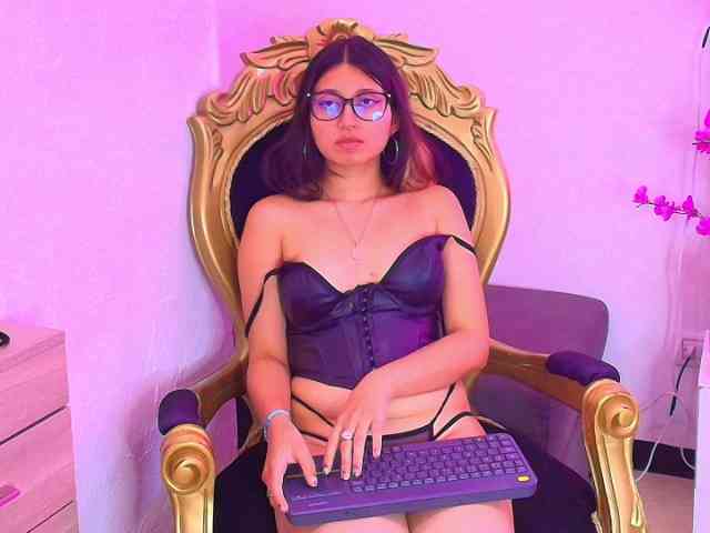 AriaLilith webcam