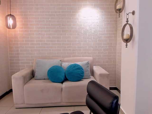 EmmaMonroe live webcam show