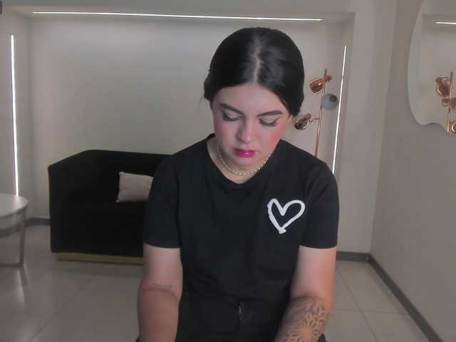 emmamonroe cam belle