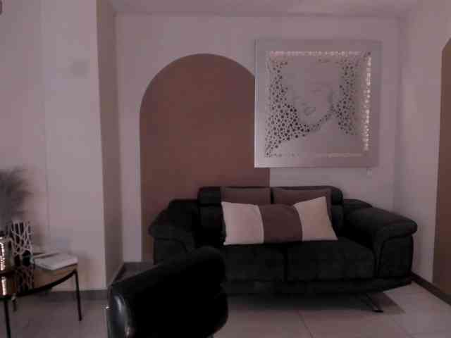 EmmaMonroe webcam