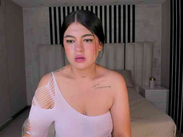 EmmaMonroe webcam