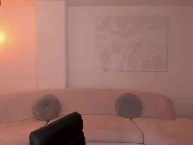 EmmaMonroe webcam