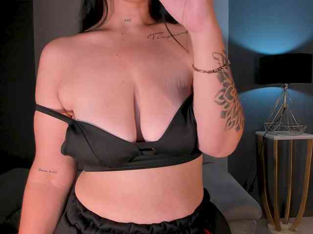 EmmaMonroe webcam