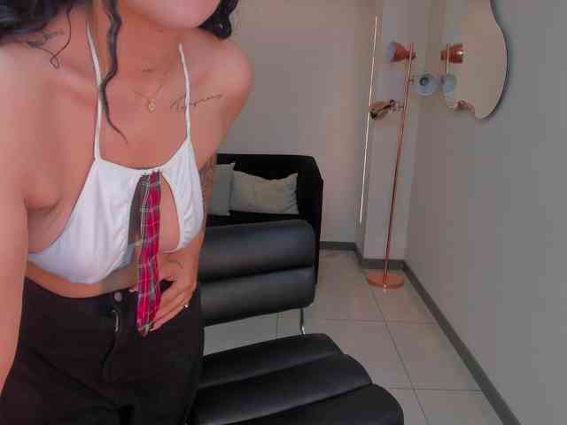 EmmaMonroe webcam