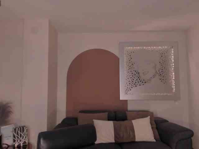 EmmaMonroe webcam