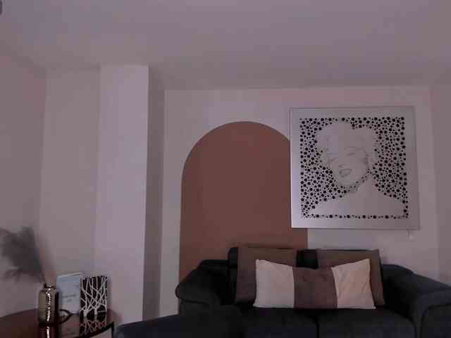 EmmaMonroe webcam