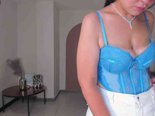 EmmaMonroe webcam