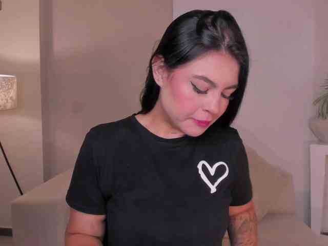 EmmaMonroe webcam