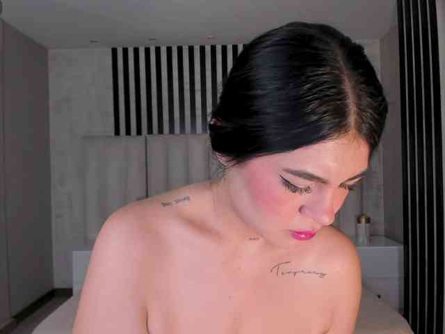 EmmaMonroe webcam