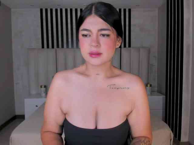 EmmaMonroe webcam