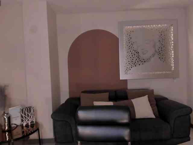 EmmaMonroe webcam