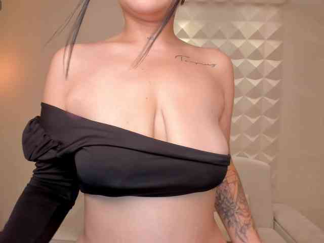 EmmaMonroe