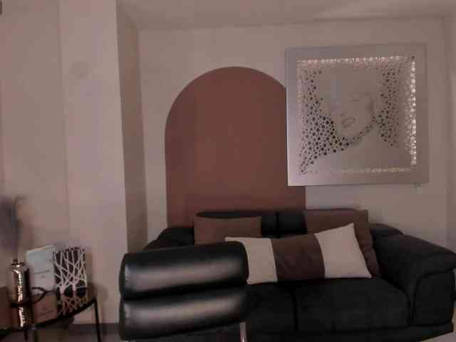 EmmaMonroe webcam