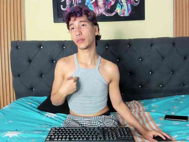 JupiterStar0 Sex Cam Show