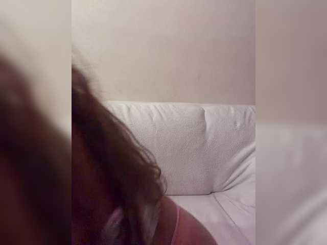 Miamour live cam on BongaCams