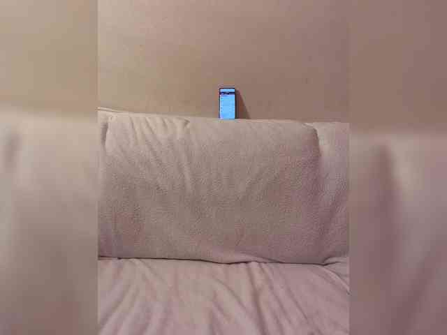 Miamour's webcam live show