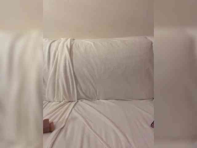 Miamour's webcam live show