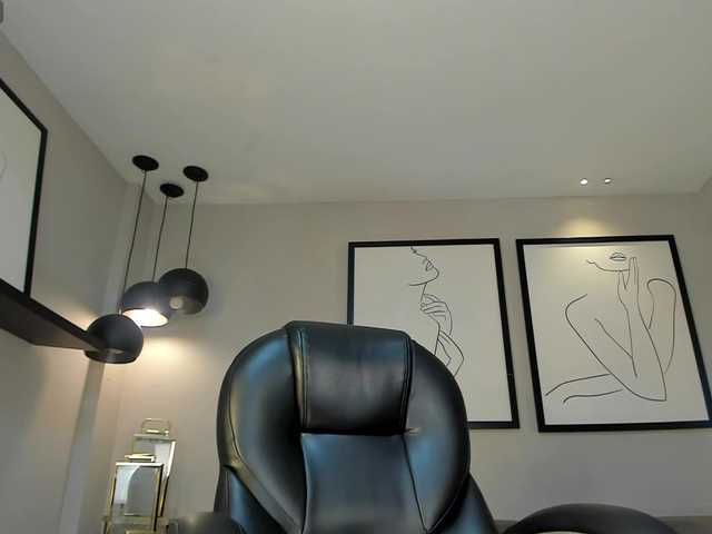 AshleyFerrer live webcam show