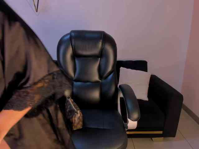 AshleyFerrer webcam