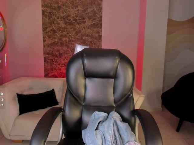 AshleyFerrer webcam
