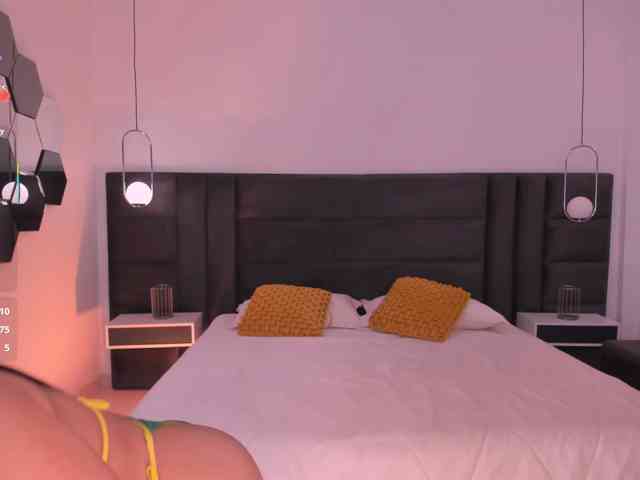 AshleyFerrer webcam