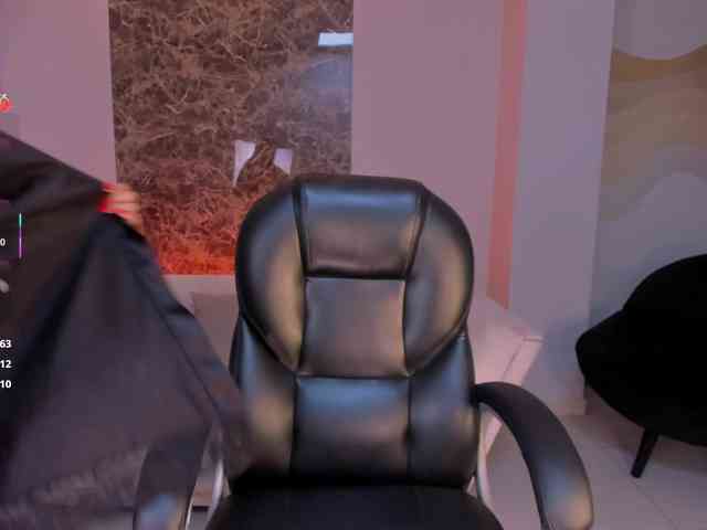 AshleyFerrer webcam