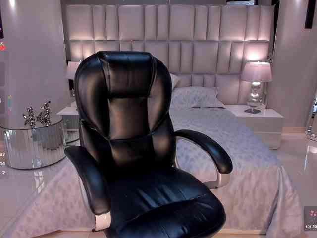 AshleyFerrer webcam