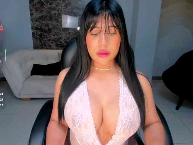 AshleyFerrer webcam