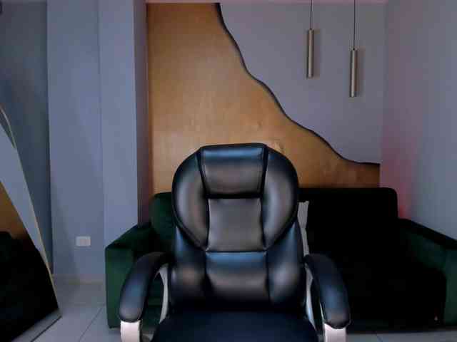 AshleyFerrer webcam