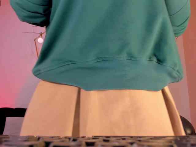AshleyFerrer webcam