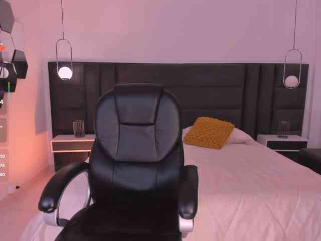 AshleyFerrer webcam