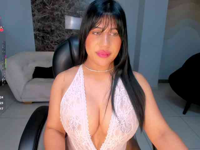 AshleyFerrer webcam