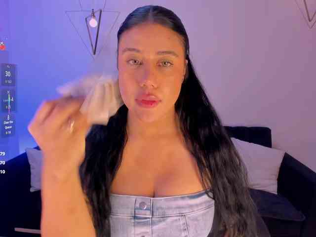 AshleyFerrer AshleyFerrer