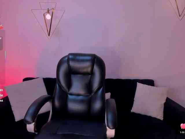 AshleyFerrer webcam