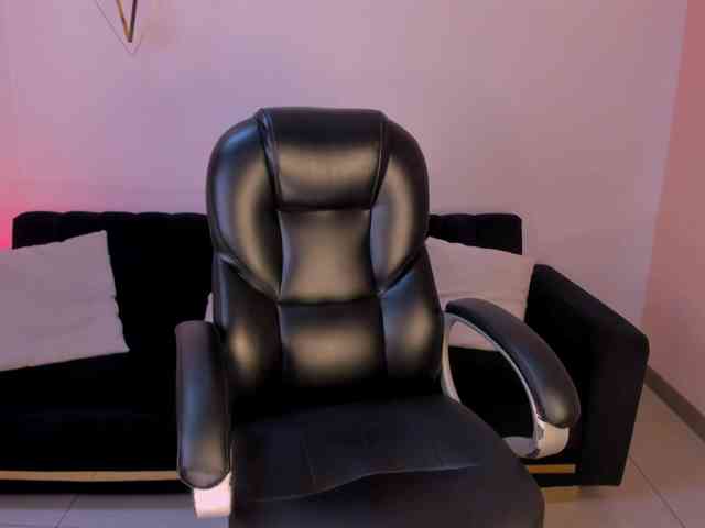 AshleyFerrer webcam