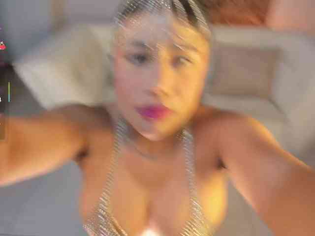 AshleyFerrer webcam