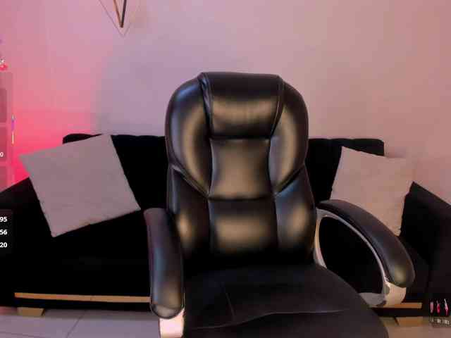 AshleyFerrer webcam