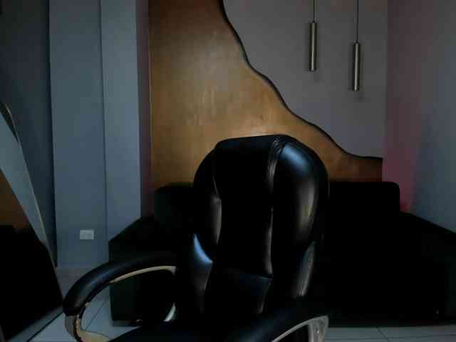 AshleyFerrer webcam