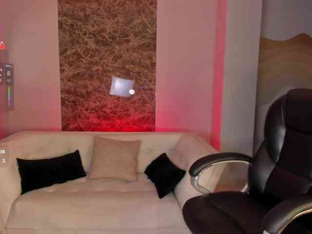 AshleyFerrer webcam