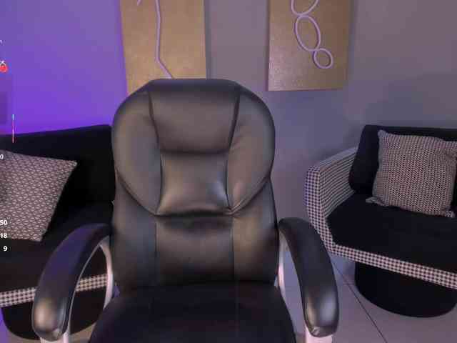 AshleyFerrer webcam