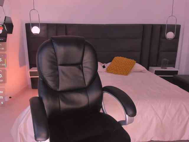 AshleyFerrer webcam