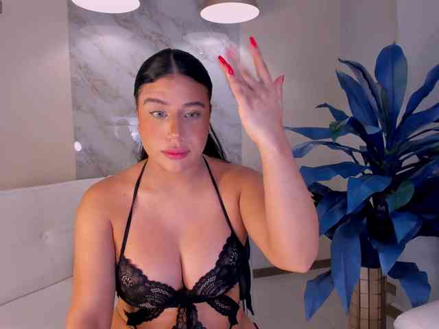 AshleyFerrer webcam